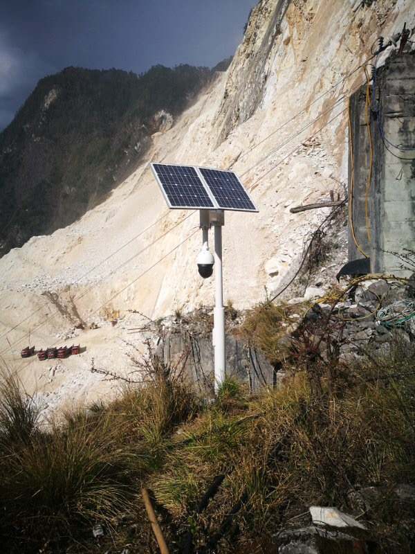 Wireless monitoring system of solar energy for mine