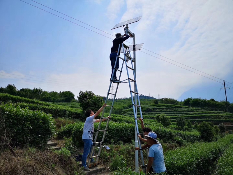 四川乐山高原蔬菜溯源用OKEYSET太阳能4G监控一体机