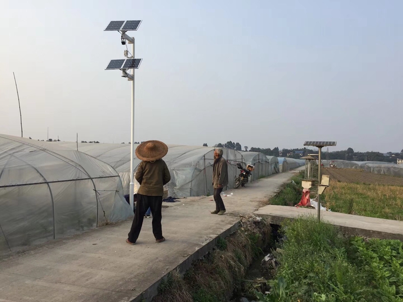 四川乐山高原原生态蔬菜基地用OKEYSET太阳能监控一体机