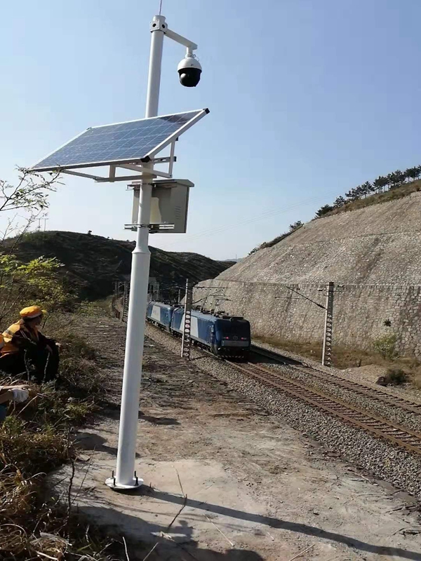 西安铁路总局商洛段用集创科技太阳能无线监控系统