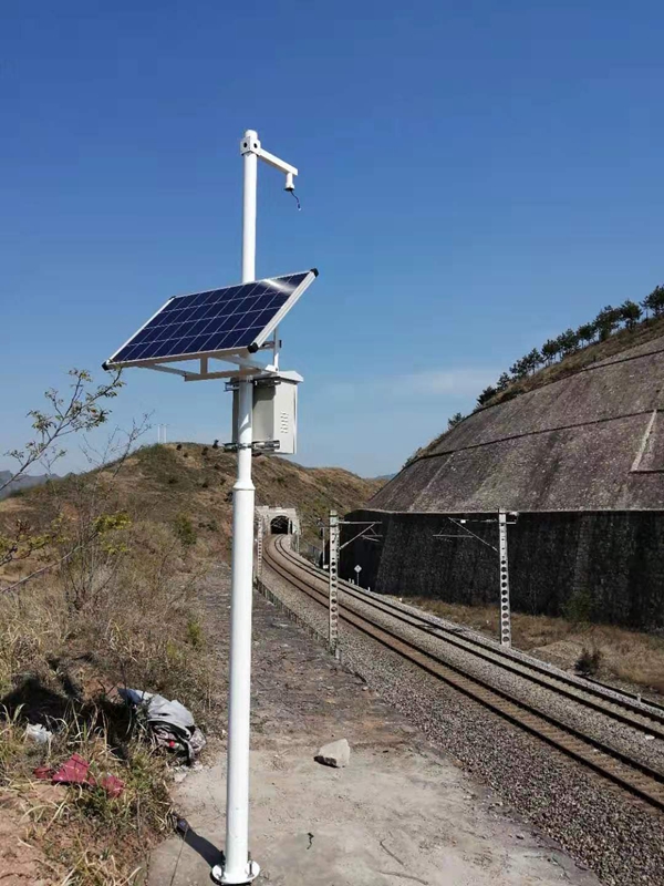 Solar wireless monitoring system of Jichuang technology used by Nanjing Railway Administration
