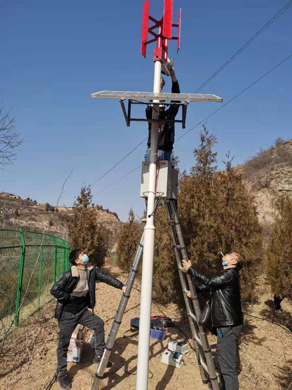Solar wireless monitoring system of Jichuang technology in Shaanxi Natural Resources Reserve