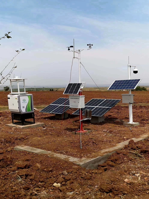 Solar energy environmental monitoring system for intelligent agriculture of Heilongjiang Agricultural Bureau
